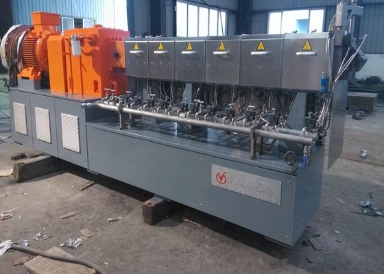 Good price Bilateral Symmetry Gear Drive System Plastic Twin Screw Extruder for Feeding Powders and Short Fibers الانترنت