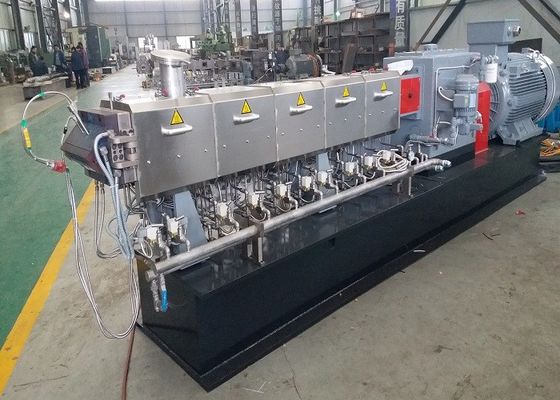 Good price Top-Rated Plastic Twin Screw Extruder L/d 36-48 for Output 40-2000kg/h and Bilateral Symmetry Gear Drive System الانترنت